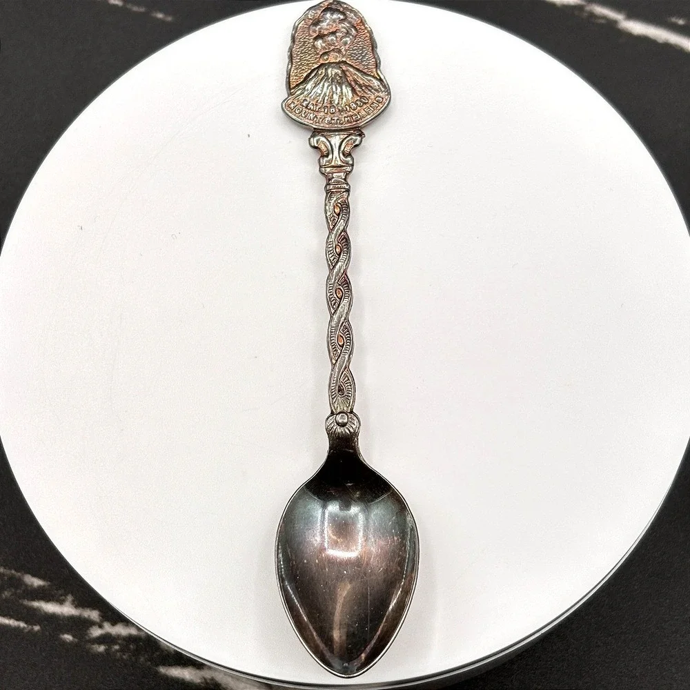 VTG 80s‎ Mount St. Helens Souvenir Collector Spoon Volcano Eruption Silver Tone